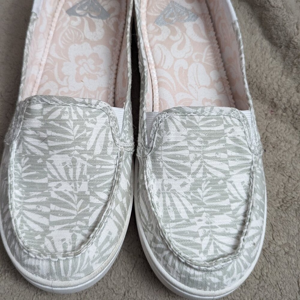Roxy Slip on shoes size 8.5